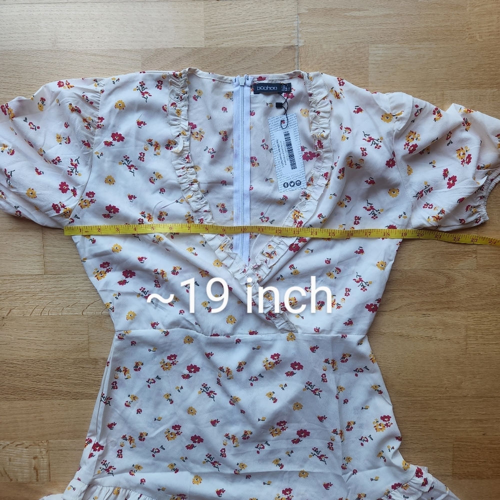 💥HP💥NWT boohoo Wrap Ruffle Detail Tea Dress - Picture 9 of 9